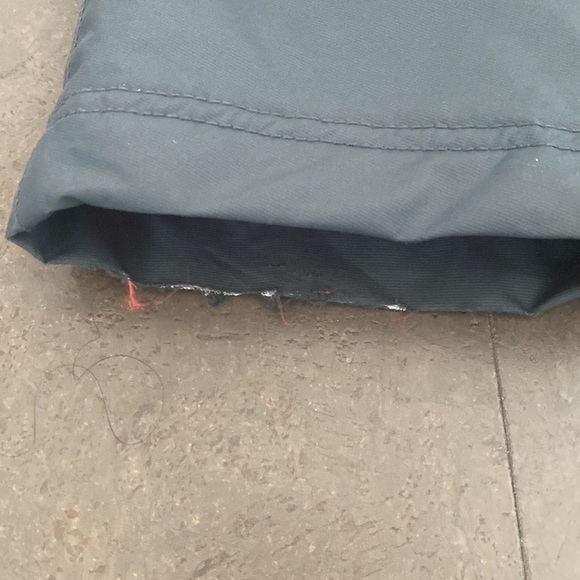 OLD Navy snow pants size XS - 5 - Picture 5 of 5